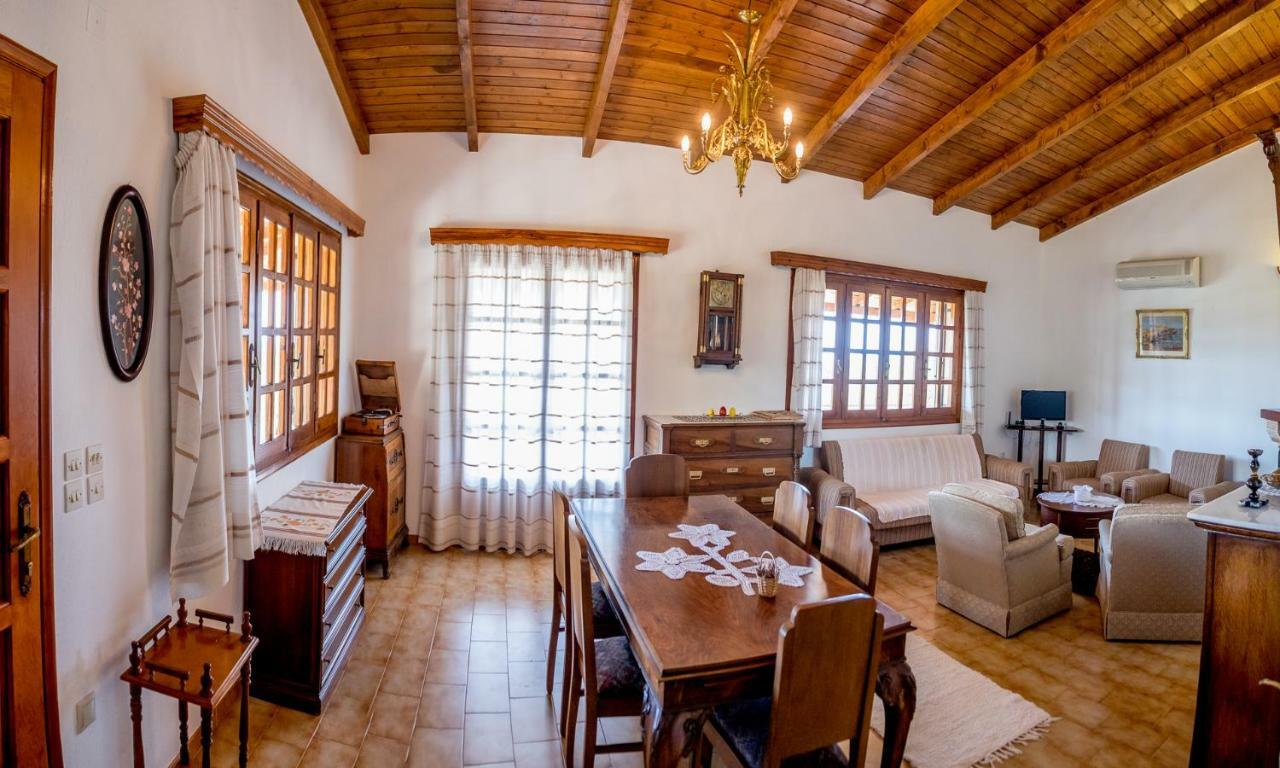 Villa Artjeta Kastrosikia Esterno foto