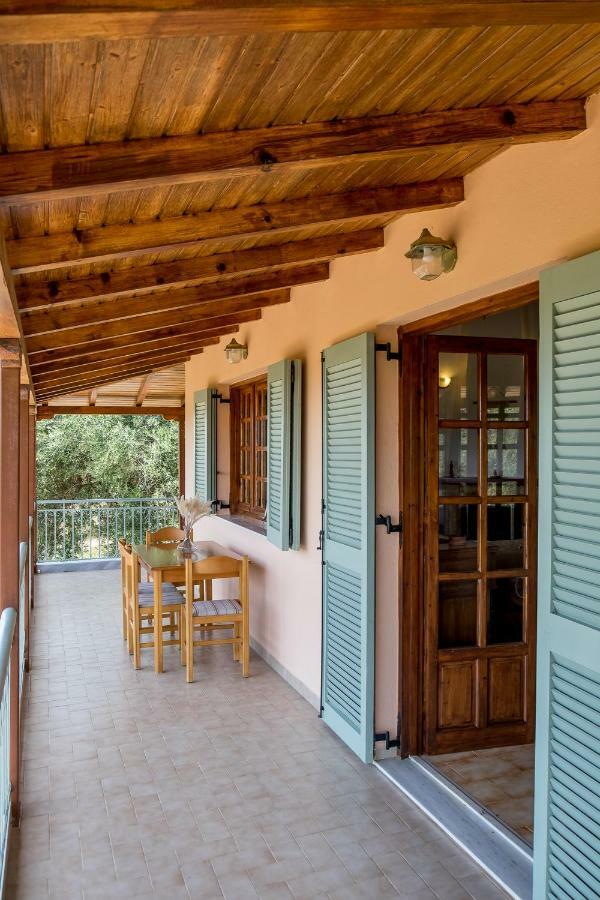 Villa Artjeta Kastrosikia Esterno foto